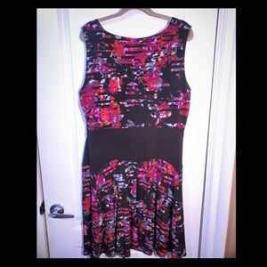 Taylor, black and red sleeveless dress